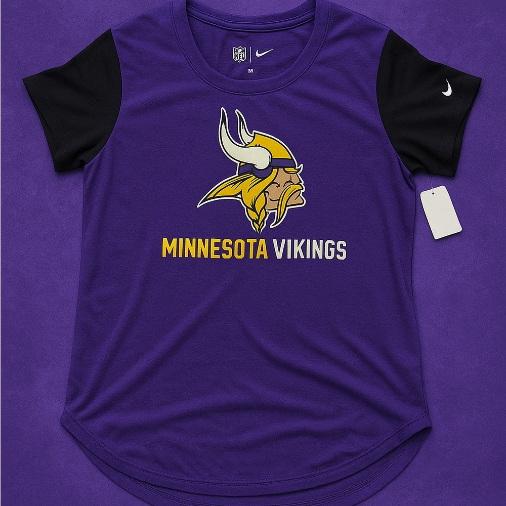 Nike NFL Minnesota Vikings Women’s T-Shirt Purple Black Sleeves Size M - NWT